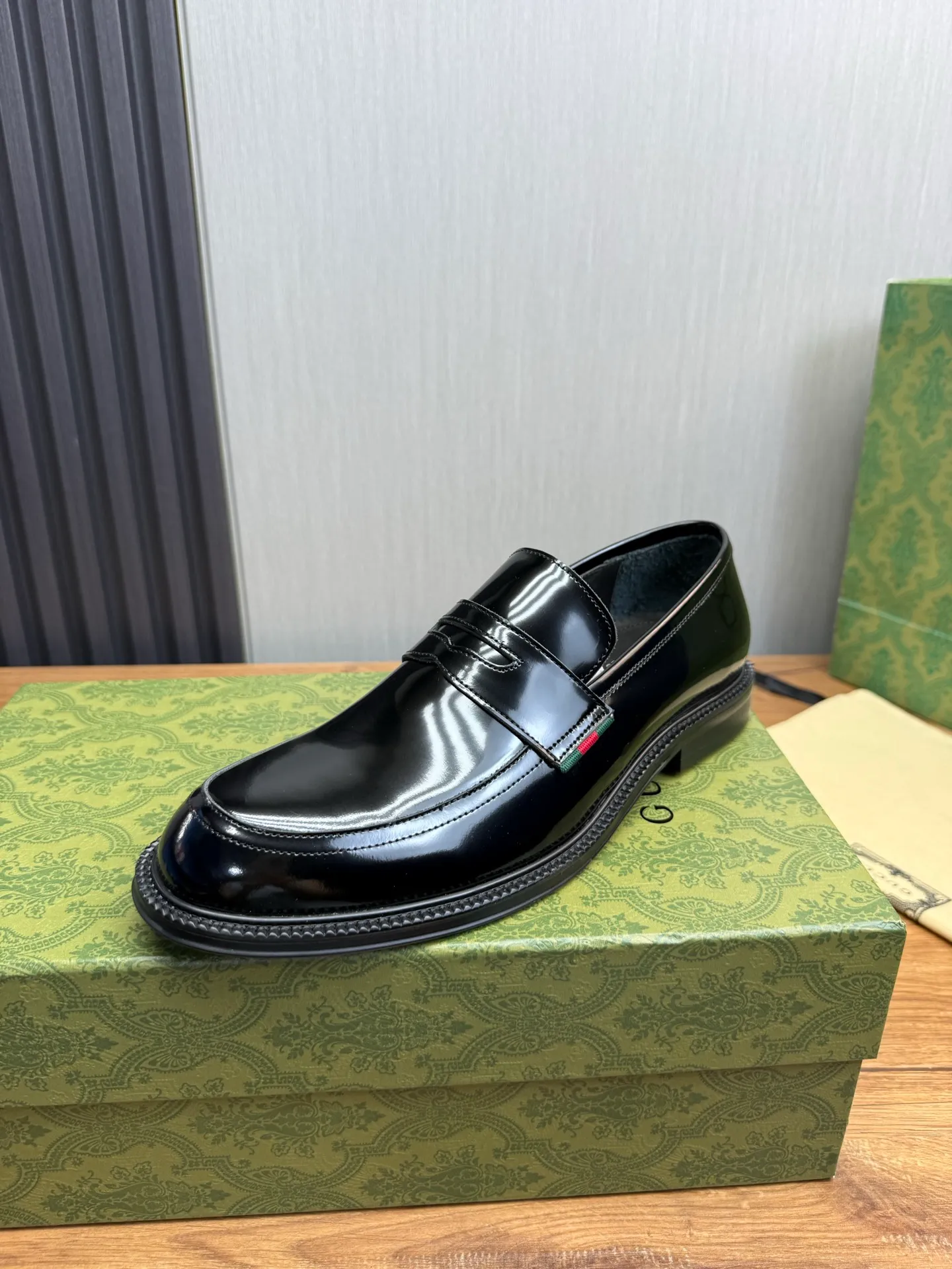 Factory price 520💰 ＧＵＣＩＩ Men's business casual leather shoes, luxurious and noble👞All imported original brand leather, just to create a more comfortable wearing experience, upper: original cowhide ➕Imported full cow lining, original outsole ✔️36-45 (45 non-returnable)